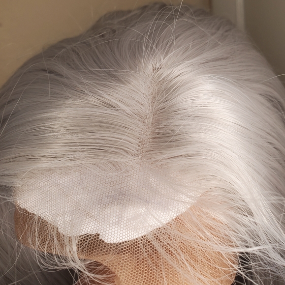 Wig main image 4